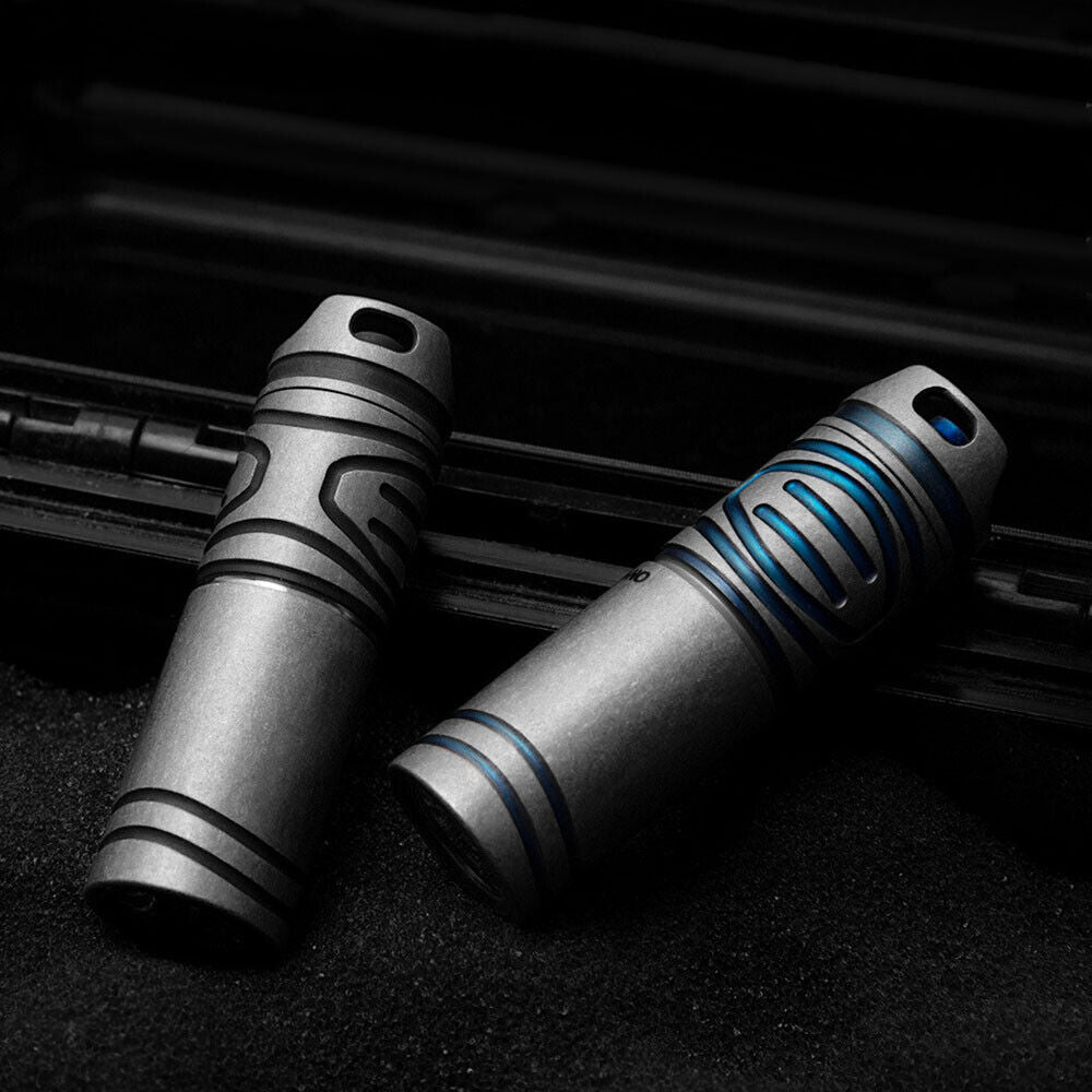 Minilinterna LED recargable de titanio, resistente al agua, llavero colgante EDC