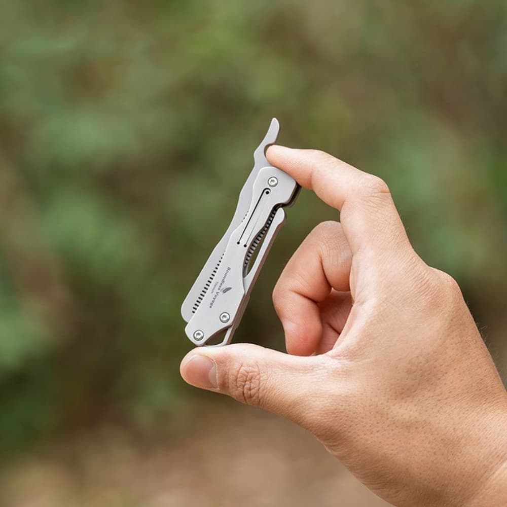 Titanium Pocket Folding Comb Outdoor EDC Portable and durable Hair Beard Comb