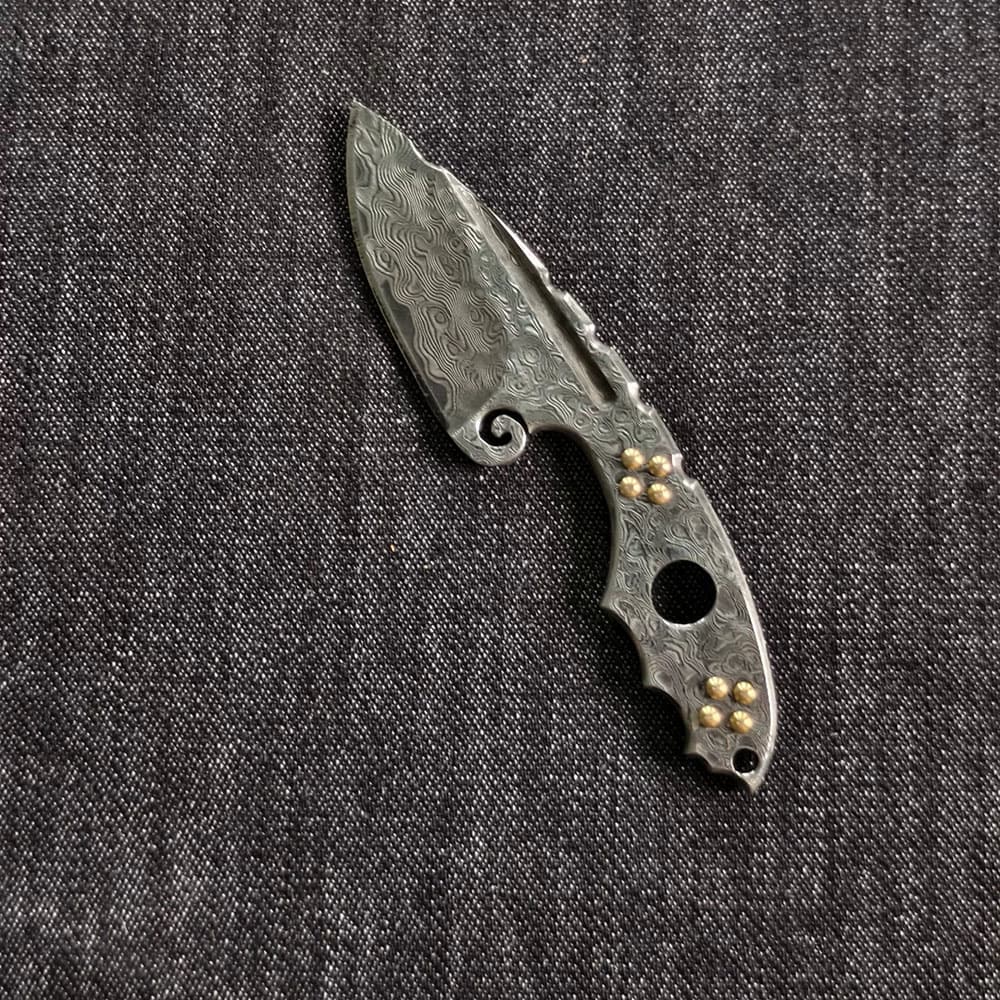 Small Damascus Steel Blade Outdoor Knife EDC Damascus Handle Hand Craft Cutter
