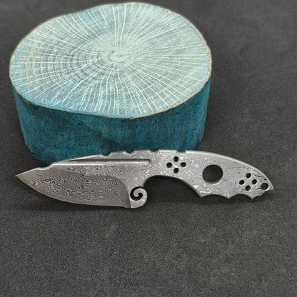 Small Damascus Steel Blade Outdoor Knife EDC Damascus Handle Hand Craft Cutter