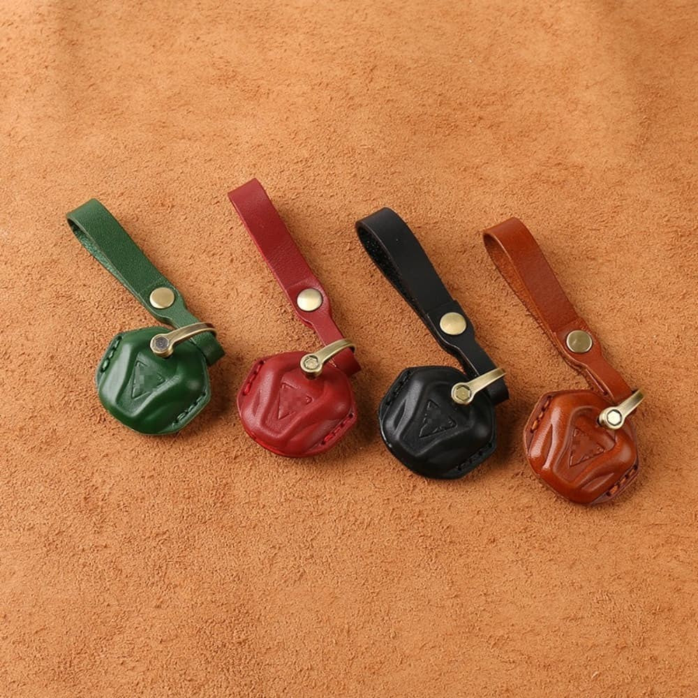 Genuine Leather Motorcycle Key Case for Triumph T100 T120 T900 Bobber