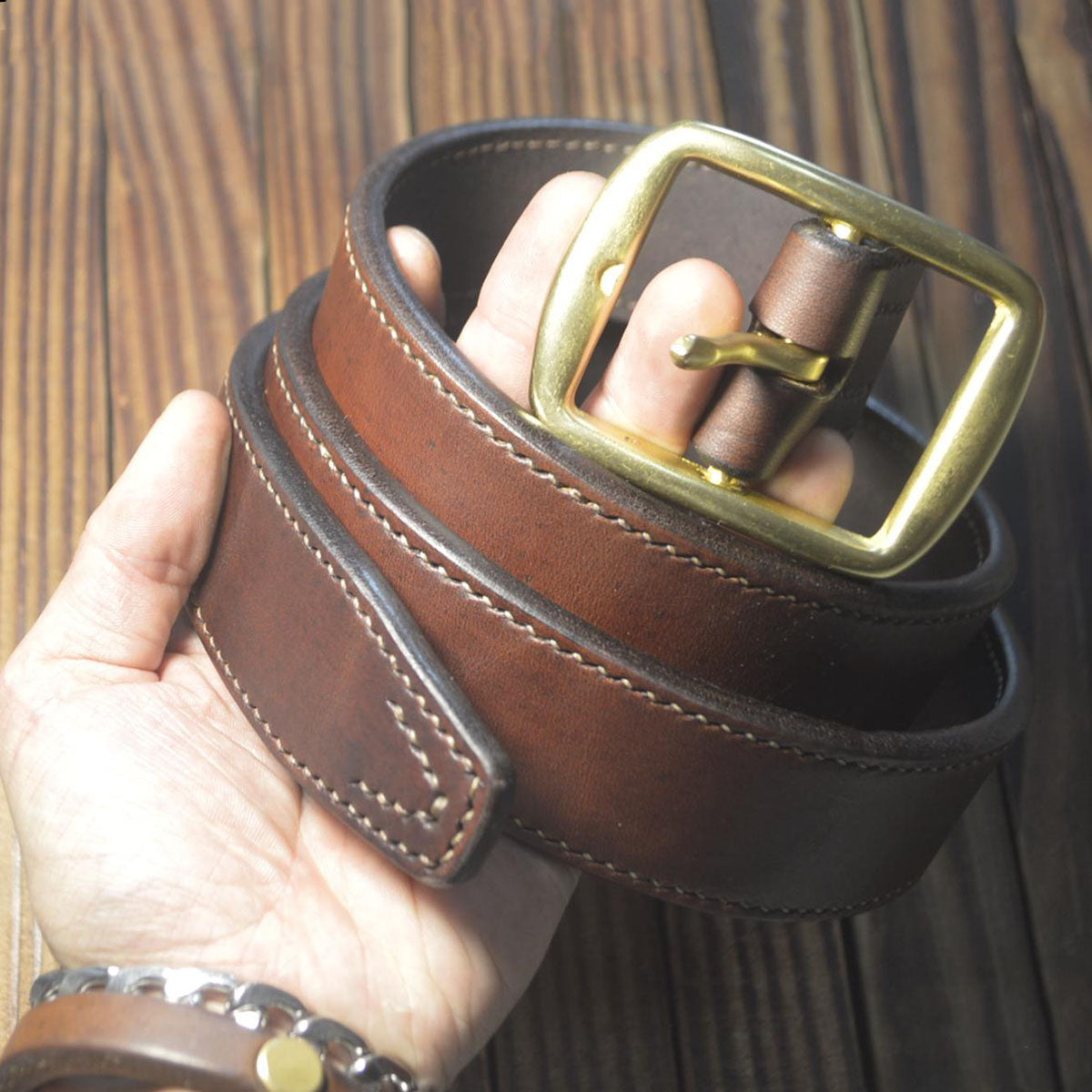 Hand Sewing Custom made Full grain Saddle Leather Durable Belt Brass Buckle